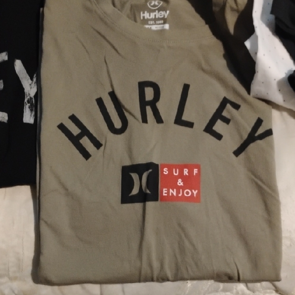 Hurley Khaki Surf Graphic T-Shirt